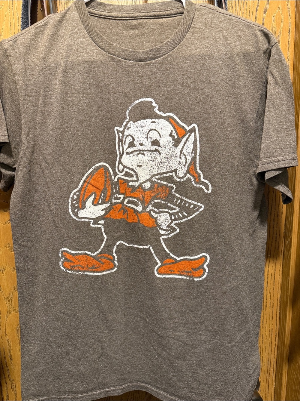 Men's Gray Graphic Crewneck T-Shirt with Orange Accent